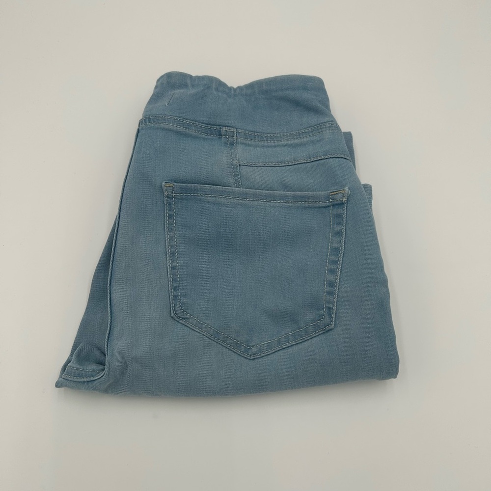 🆕 We The Free Cropped Flare Jeans